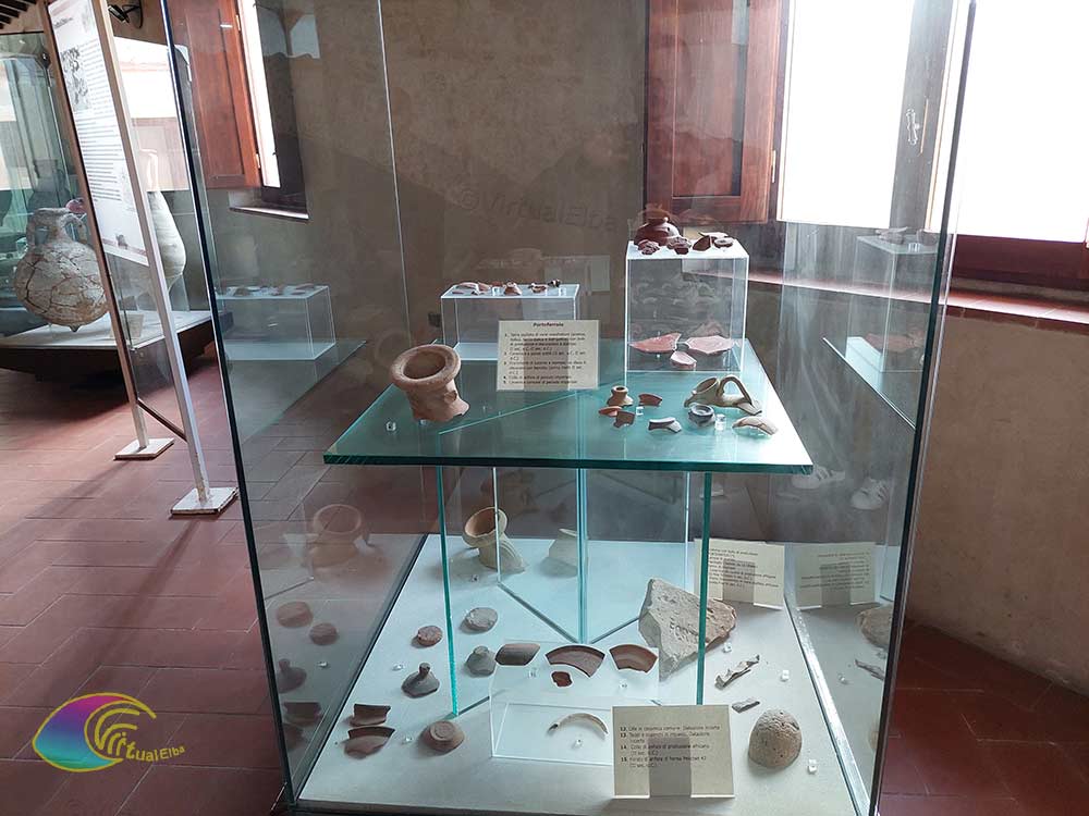 Im Museum Linguella Portoferraio ausgestellte Objekte